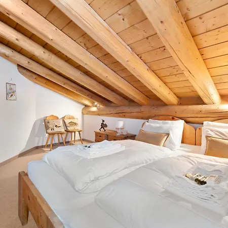 Luxury St Moritz With View - 4 Bedrooms *