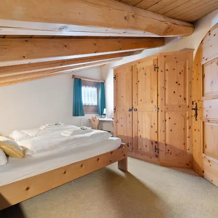 Luxury St Moritz With View - 4 Bedrooms