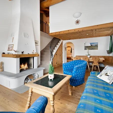 Luxury St Moritz With View - 4 Bedrooms *