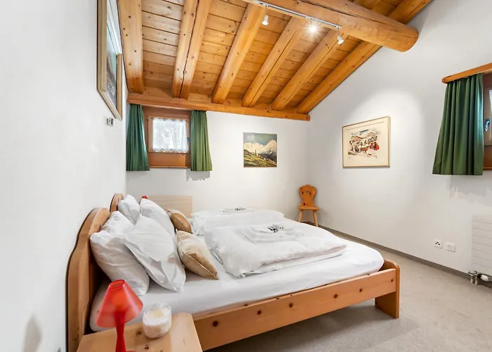 Luxury St Moritz With View - 4 Bedrooms